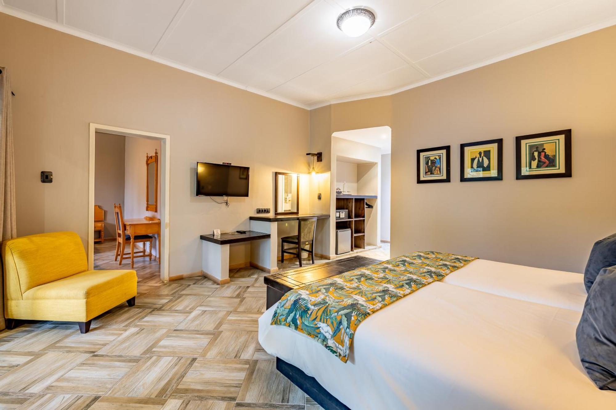 Hotel Numbi & Garden Suites Hazyview Exterior photo